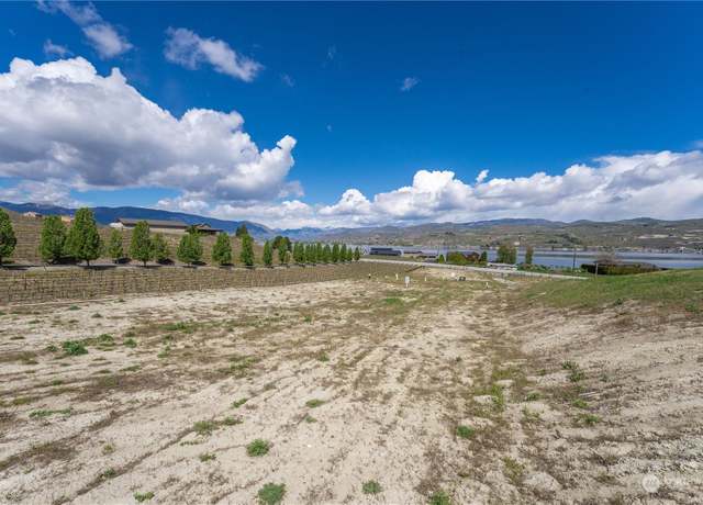 Property at 48 Loretta Ln, Chelan, WA 98816