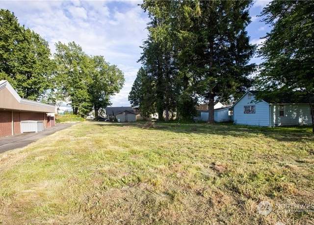 Property at 5604 3rd Ave, Ferndale, WA 98248