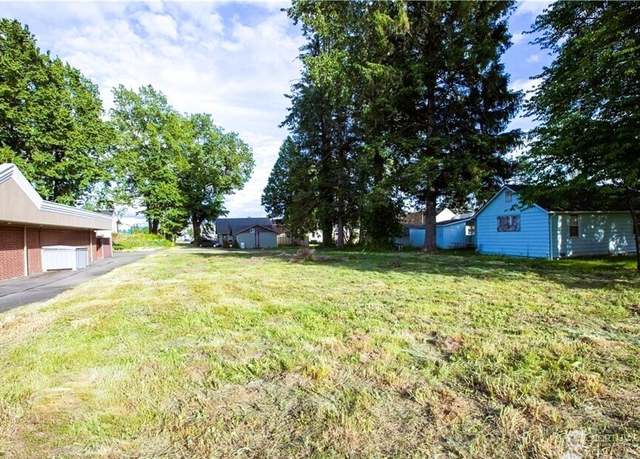 Property at 5604 3rd Ave, Ferndale, WA 98248