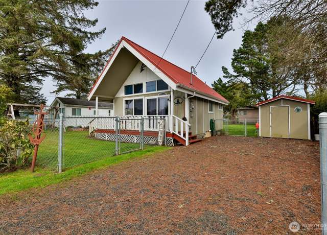 Property at 1660 1st Ave, Grayland, WA 98547, 2 beds, 1 bath