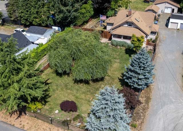 Property at 8515 Golden Given Rd E, Tacoma, WA 98445, 4 beds, 3 baths