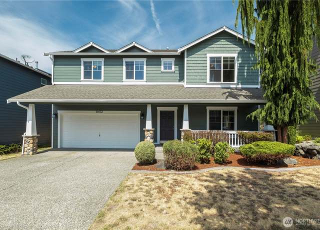 Property at 16432 SE 263rd St, Covington, WA 98042, 3 beds, 2.5 baths