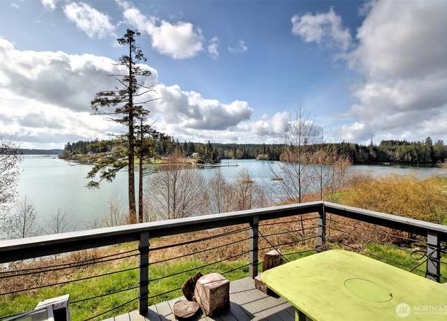 Property at 222 SE Sells Dr, Shelton, WA 98584, 4 beds, 1.5 baths