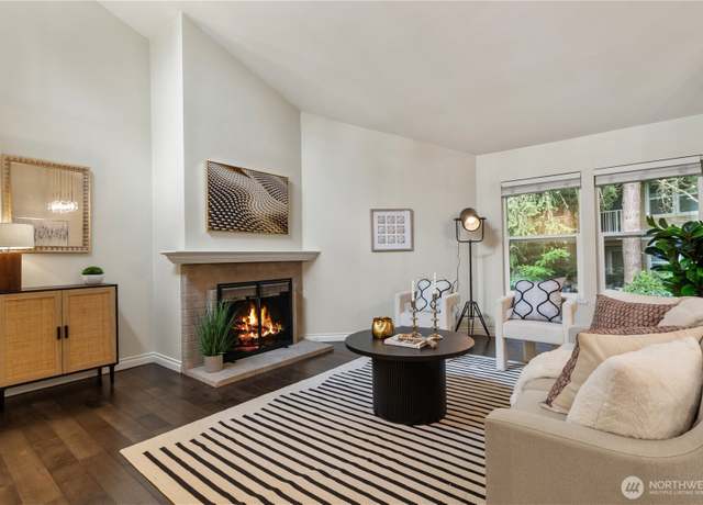 Property at 14651 NE 40th St Unit C4, Bellevue, WA 98007, 2 beds, 2 baths