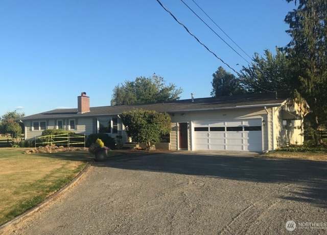 Property at 3608 72nd St E, Tacoma, WA 98443, 3 beds, 2 baths