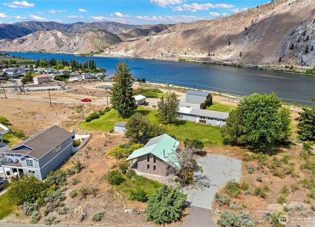 Property at 245 Lakeview Ave, Orondo, WA 98843, 2 beds, 1 bath