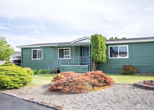 Property at 427 Carefree Cir, Aberdeen, WA 98520, 3 beds, 2 baths