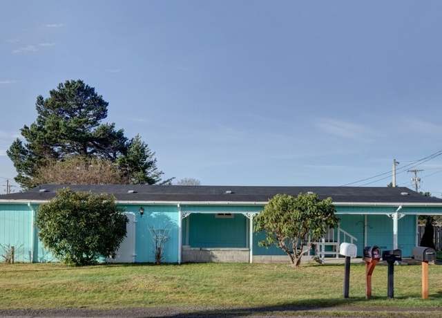 Property at 211 NE 7th St, Long Beach, WA 98631, 2 beds, 2 baths