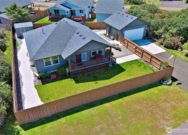 Property at 1233 Camero Loop SW, Ocean Shores, WA 98569, 2 beds, 2 baths