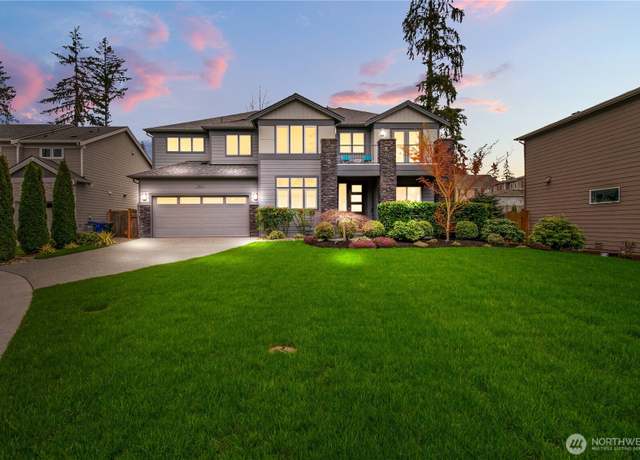 Property at 8837 NE 202nd Pl, Bothell, WA 98011, 5 beds, 3 baths