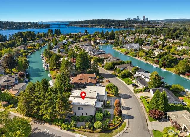 Property at 2 Crescent Ky SE, Bellevue, WA 98006, 5 beds, 7.5 baths