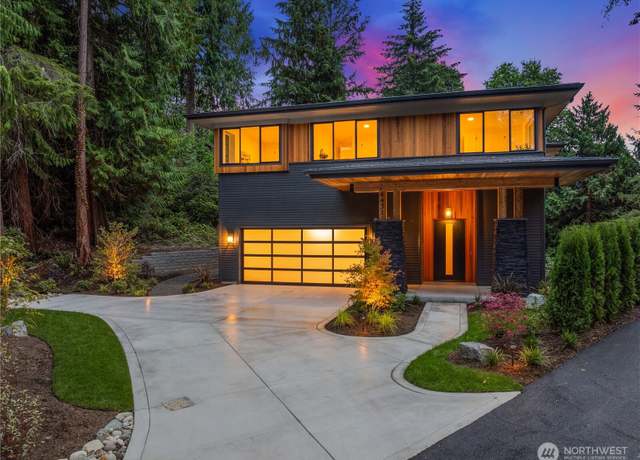 Property at 6431 NE 130th Pl, Kirkland, WA 98034, 5 beds, 4.5 baths