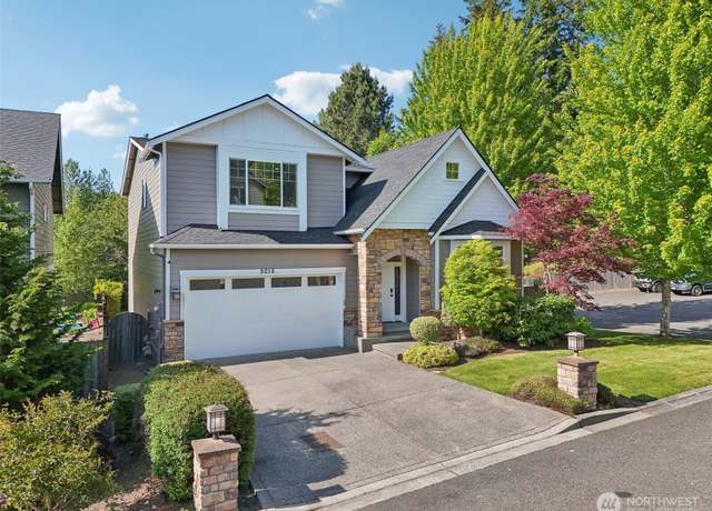 Property at 5015 240th Pl SE, Issaquah, WA 98029, 4 beds, 3 baths