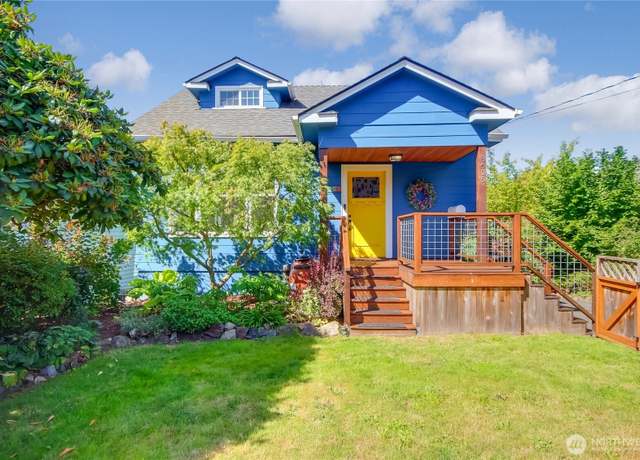 Property at 8605 Wallingford Ave N, Seattle, WA 98103, 3 beds, 2.5 baths