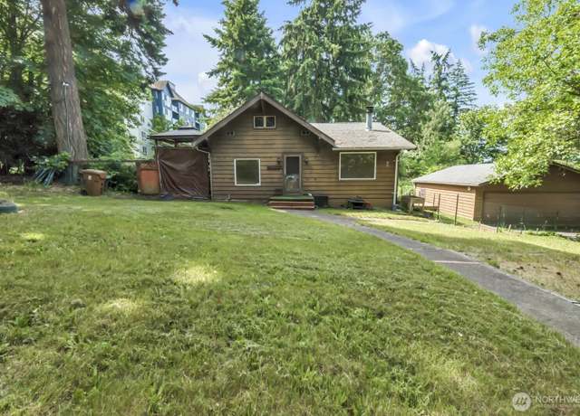 Property at 2502 S 40th St, Tacoma, WA 98409, 2 beds, 1.5 baths