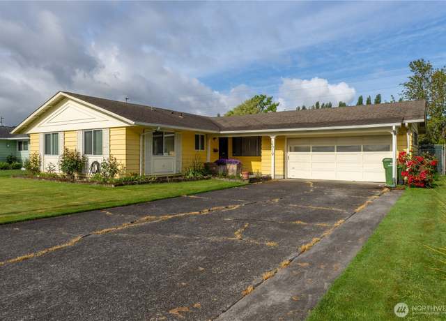 Property at 1619 Florence Ave, Longview, WA 98632, 3 beds, 2 baths