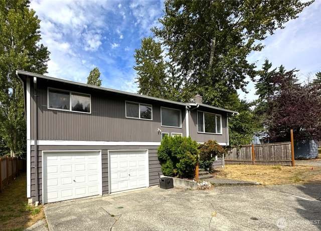 Property at 13051 37th Ave NE, Seattle, WA 98125, 5 beds, 3 baths