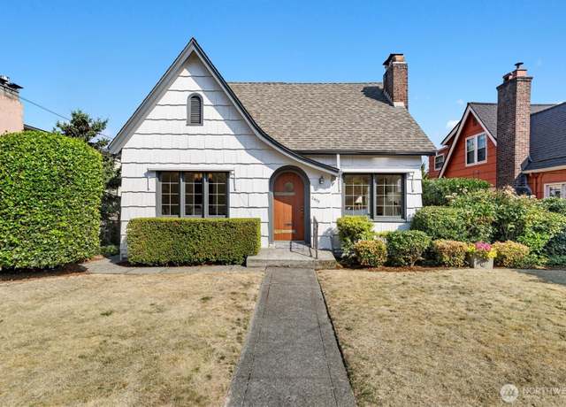 Property at 2408 E Roanoke St, Seattle, WA 98112, 3 beds, 1 bath