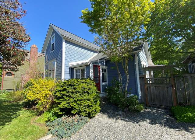Property at 2106 B St, Bellingham, WA 98225, 3 beds, 1 bath