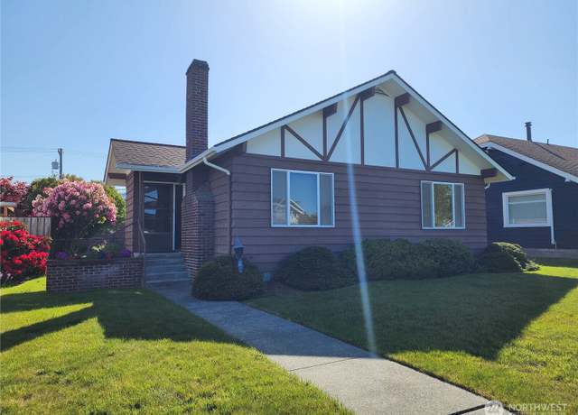 Property at 116 W 4th, Port Angeles, WA 98362, 2 beds, 1 bath