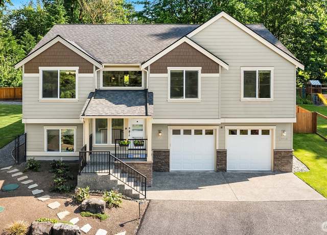 Property at 17719 NE 160th Pl, Woodinville, WA 98072, 4 beds, 3 baths