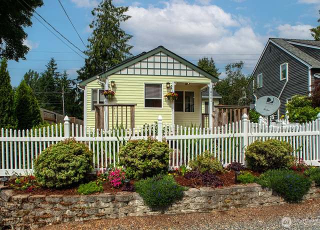 Property at 18501 5th Ave NE, Suquamish, WA 98392, 2 beds, 1 bath
