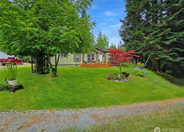 Property at 1156 Burma Rd, Oak Harbor, WA 98277, 3 beds, 2 baths