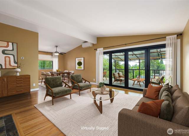 Property at 6826 NE 149th St, Kenmore, WA 98028, 5 beds, 4 baths