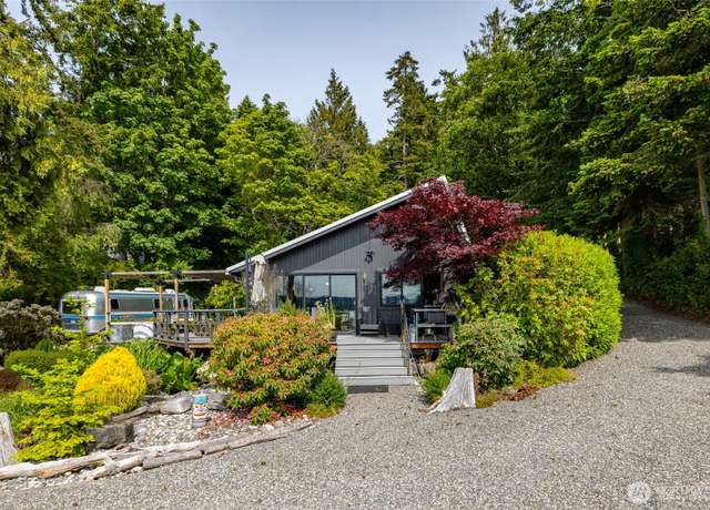 Property at 17238 Maple Ln, La Conner, WA 98257, 3 beds, 2 baths