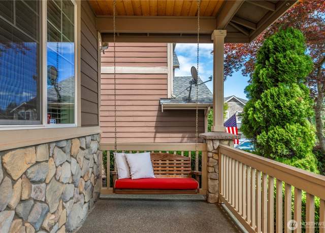 Property at 21230 SE 258th Pl, Maple Valley, WA 98038, 5 beds, 2.5 baths