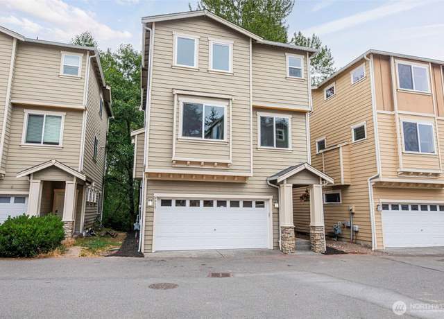 Property at 9913 1st Pl W #11, Everett, WA 98204, 4 beds, 2.5 baths