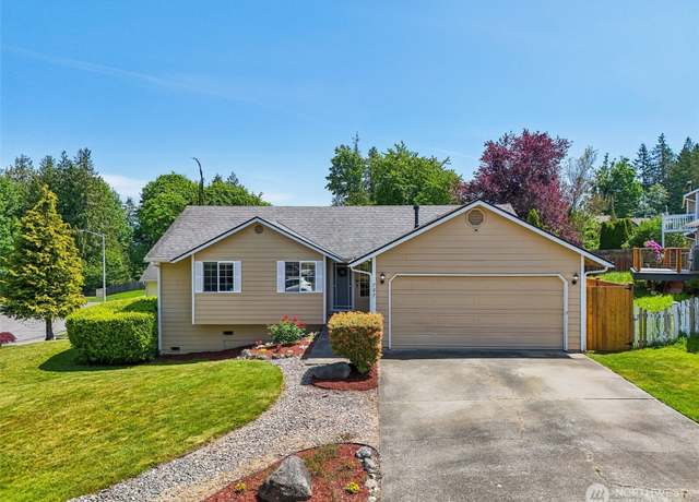 Property at 727 97th Ave SE, Lake Stevens, WA 98258, 3 beds, 2 baths