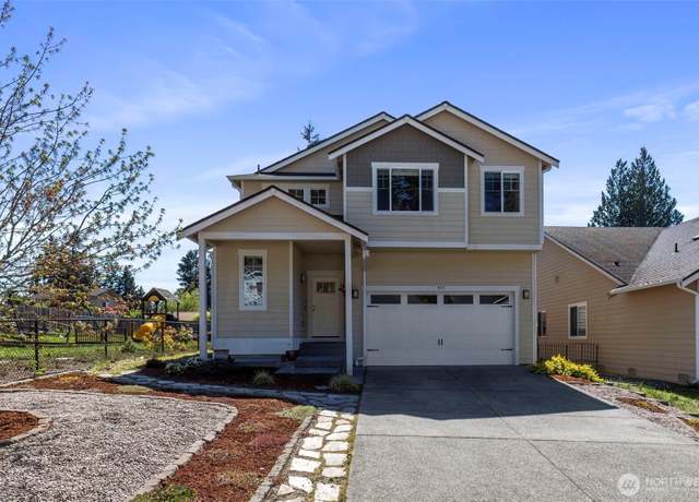 Property at 511 NE Nantucket St, Bremerton, WA 98310, 4 beds, 2.5 baths