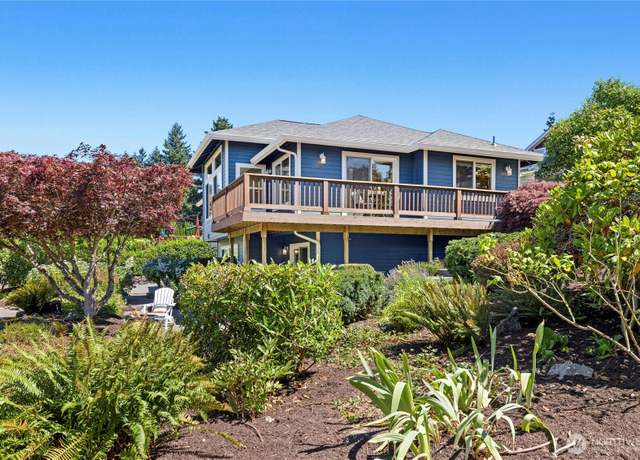 Property at 493 NE Lincoln Rd, Poulsbo, WA 98370, 2 beds, 3 baths