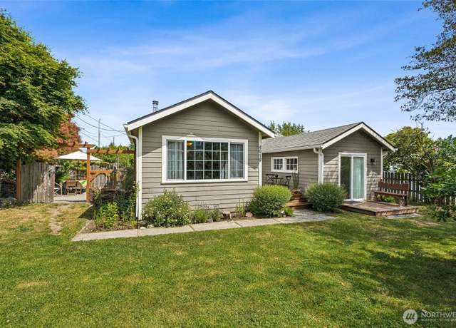 Property at 4919 N 31st St, Tacoma, WA 98407, 3 beds, 1 bath