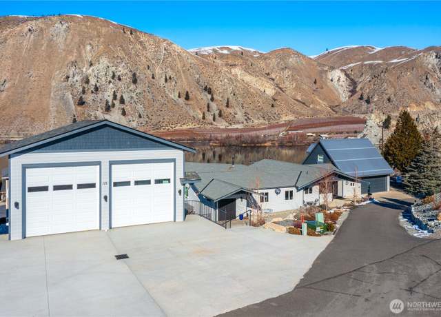 Property at 175 Malloy Pl, Orondo, WA 98843, 4 beds, 4 baths