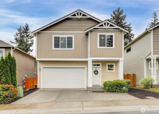 Property at 916 138th Pl SW, Everett, WA 98204, 4 beds, 2.5 baths
