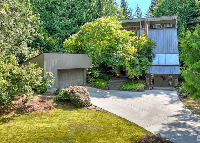 Property at 14229 SE 213th St, Kent, WA 98042, 3 beds, 2.5 baths
