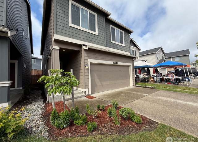 Property at 18708 108th Ave SE, Puyallup, WA 98374, 4 beds, 2.5 baths
