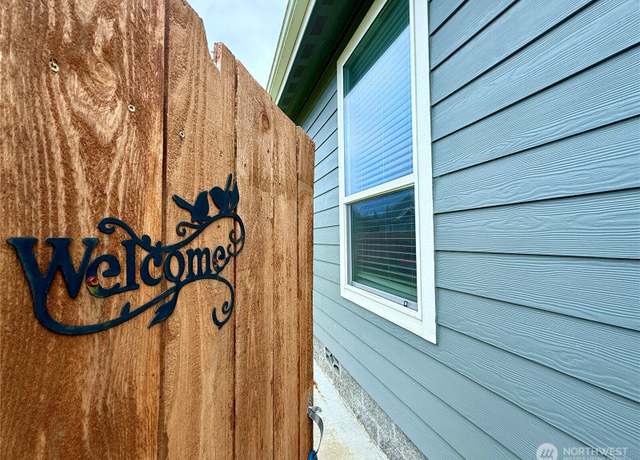 Property at 642 Weatherwax Loop NE, Ocean Shores, WA 98569, 3 beds, 2 baths