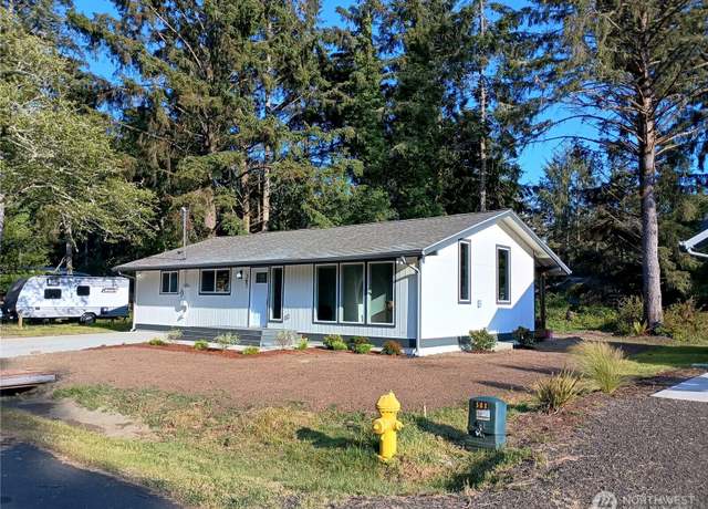 Property at 367 Eridani Loop SE, Ocean Shores, WA 98569, 3 beds, 3 baths