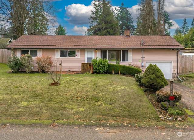 Property at 3727 S 287th St, Auburn, WA 98001, 4 beds, 1 bath