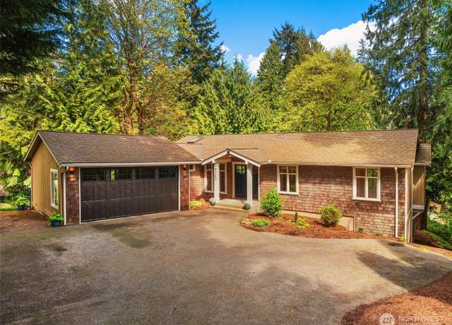 Property at 9360 SE 68th, Mercer Island, WA 98040, 4 beds, 3 baths