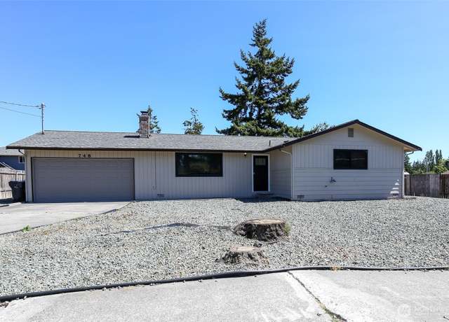 Property at 748 SW Heller St, Oak Harbor, WA 98277, 3 beds, 1 bath