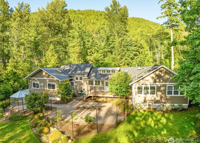 Property at 761 Chuckanut Dr, Bellingham, WA 98229, 3 beds, 3 baths