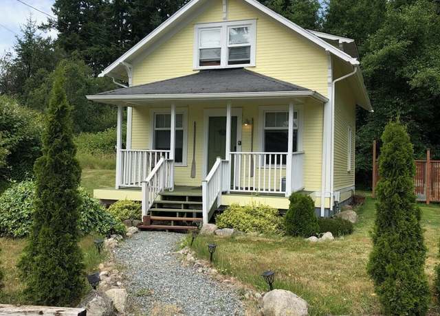 Property at 18796 State Rte, Freeland, WA 98249, 3 beds, 1 bath