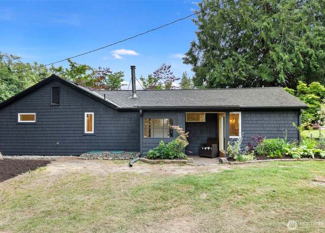 Property at 1359 Carr Blvd, Bremerton, WA 98312, 2 beds, 1 bath
