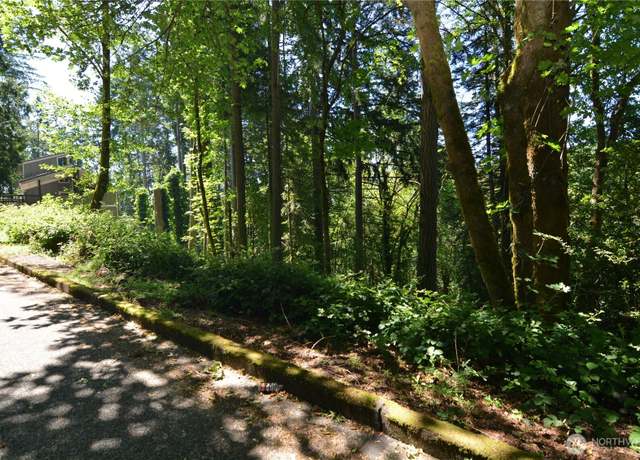 Property at 2427 Archwood Dr, Longview, WA 98632