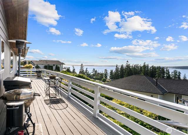 Property at 809 W Rocky Point Dr, Camano Island, WA 98282, 3 beds, 3 baths