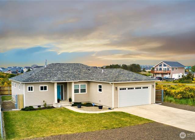 Property at 1409 1401 Diamond Head Ave SW, Ocean Shores, WA 98569, 3 beds, 2 baths